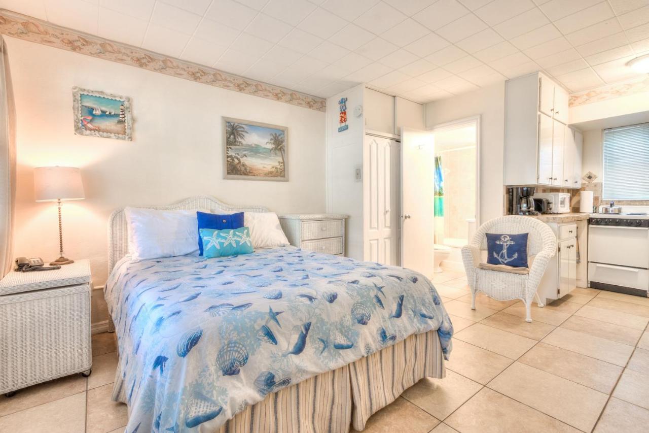 Tropic Terrace #16 - Beachfront Rental Apts เซนต์พีทบีช ภายนอก รูปภาพ